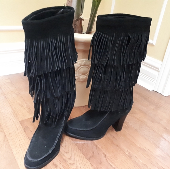 Ralph Lauren fringe suede boots - Picture 3 of 3
